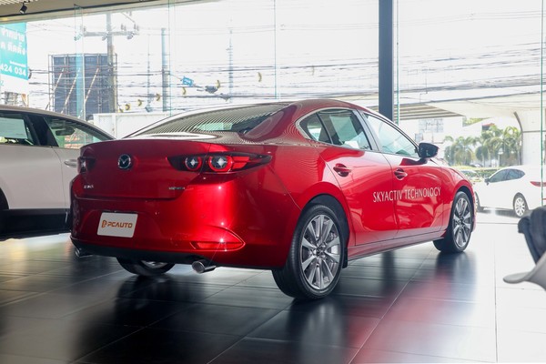 Mazda 3 ภายนอก