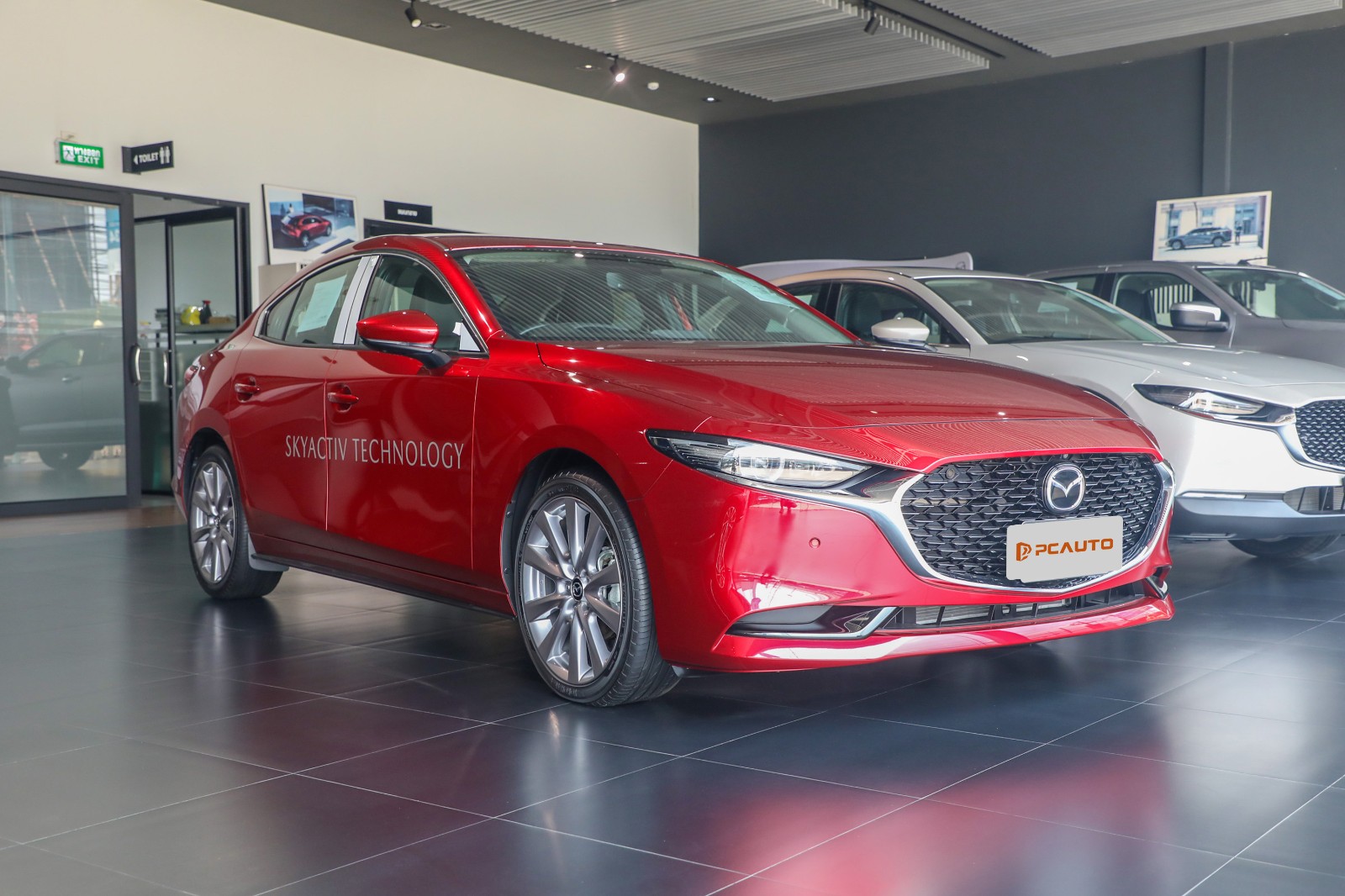 ลักษณะภายนอกของรถ Mazda 3