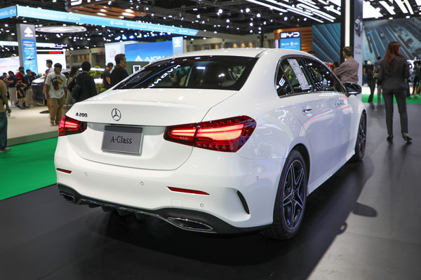 Mercedes-Benz A-Class งานแสดงรถยนต์