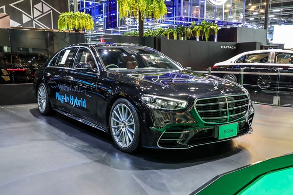 Mercedes-Benz S-Class งานแสดงรถยนต์