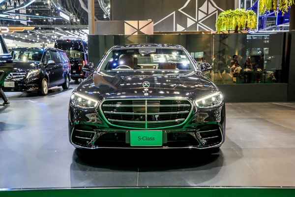 Mercedes-Benz S-Class งานแสดงรถยนต์