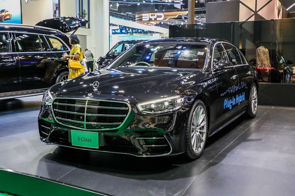 Mercedes-Benz S-Class งานแสดงรถยนต์