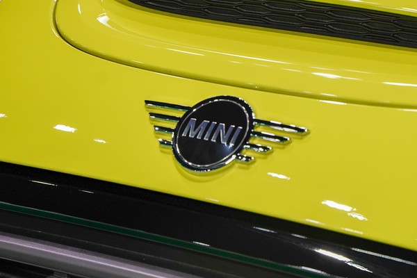 Mini Convertible งานแสดงรถยนต์