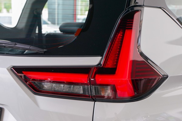 Mitsubishi Xpander colour