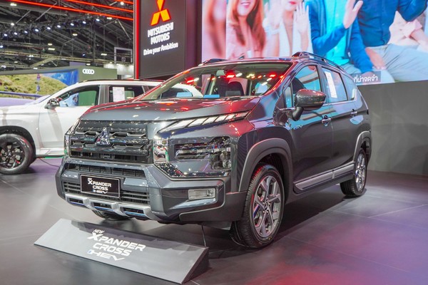 Mitsubishi Xpander Cross งานแสดงรถยนต์