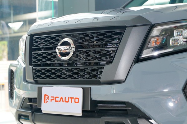 Nissan Navara ภายนอก