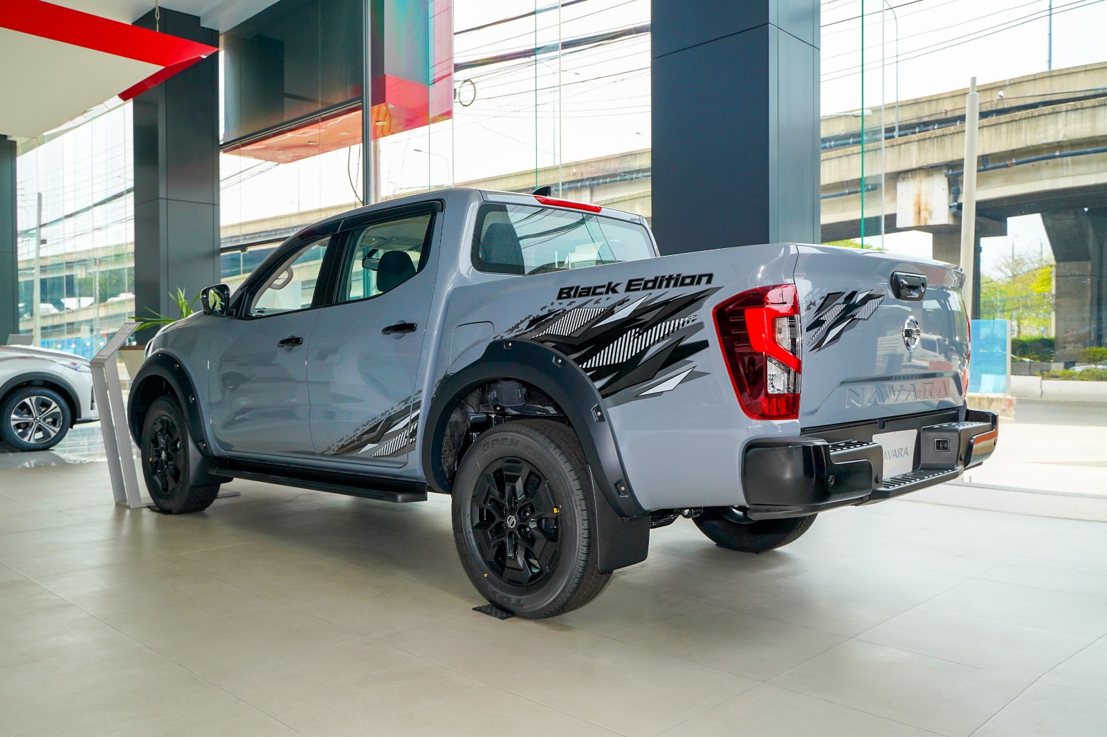 ลักษณะภายนอกของรถ Nissan Navara