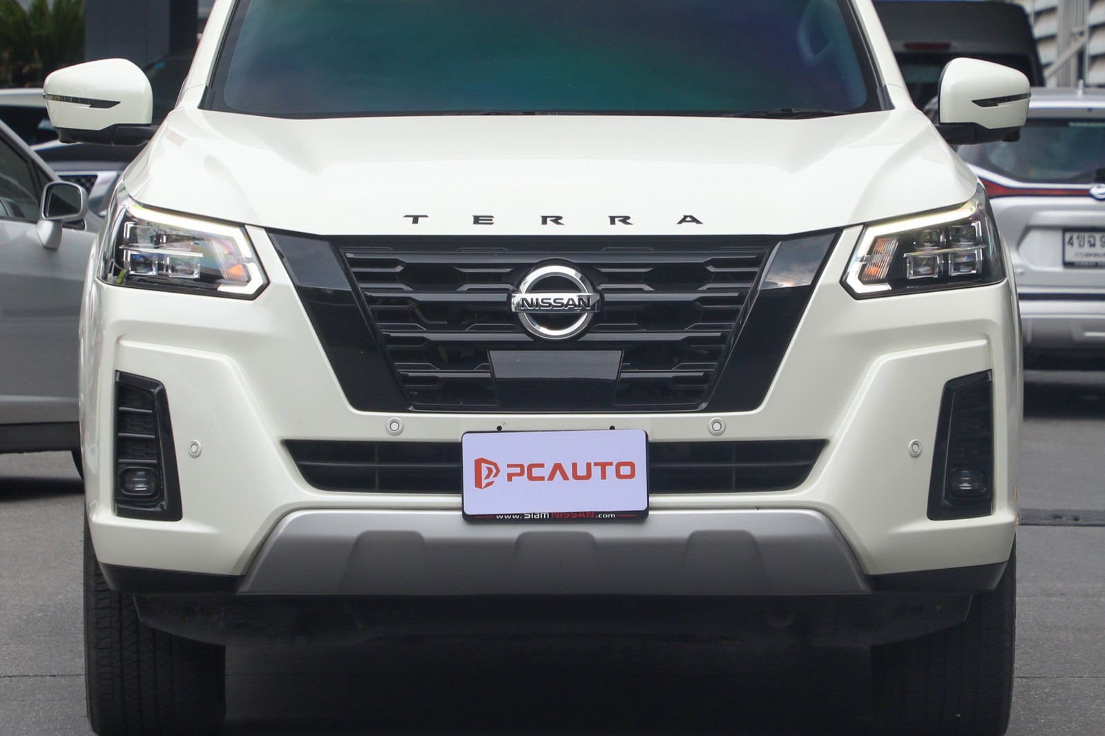 ลักษณะภายนอกของรถ Nissan Terra