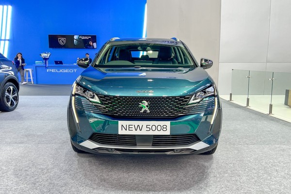 Peugeot 5008 งานแสดงรถยนต์