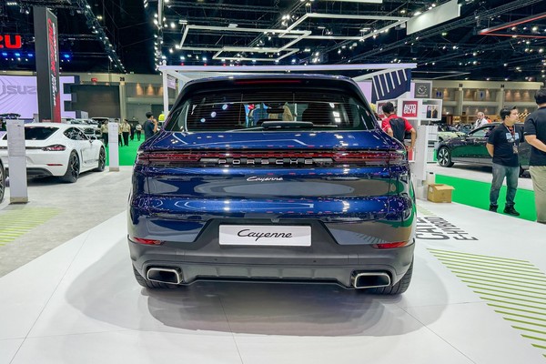 Porsche Cayenne งานแสดงรถยนต์