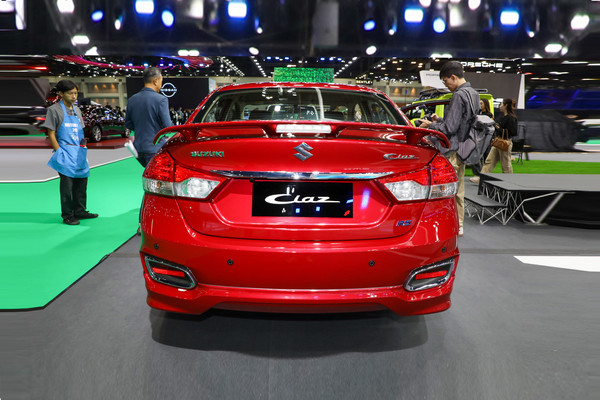 Suzuki Ciaz งานแสดงรถยนต์