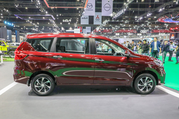 Suzuki Ertiga งานแสดงรถยนต์