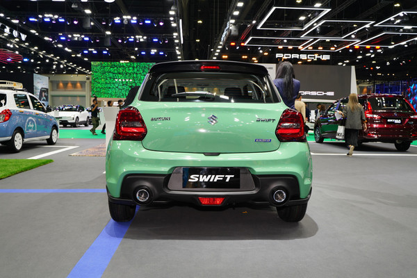 Suzuki Swift งานแสดงรถยนต์