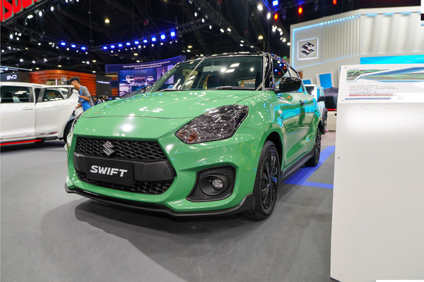 Suzuki Swift งานแสดงรถยนต์