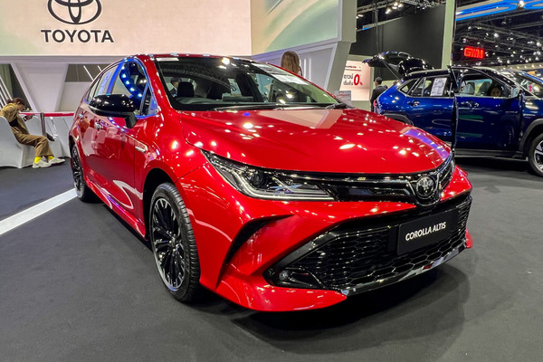 Toyota Corolla Altis งานแสดงรถยนต์