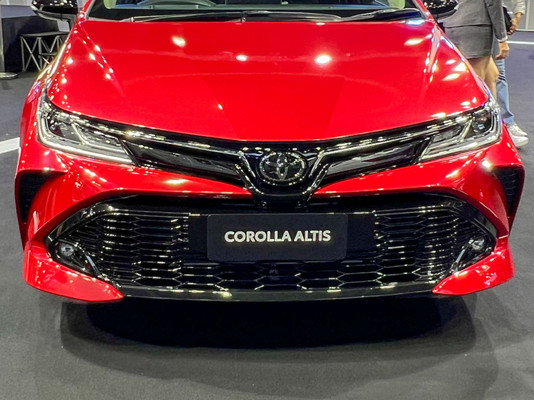 Toyota Corolla Altis งานแสดงรถยนต์