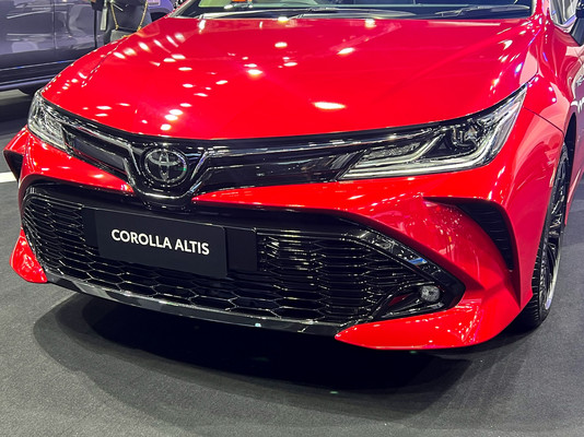 Toyota Corolla Altis งานแสดงรถยนต์