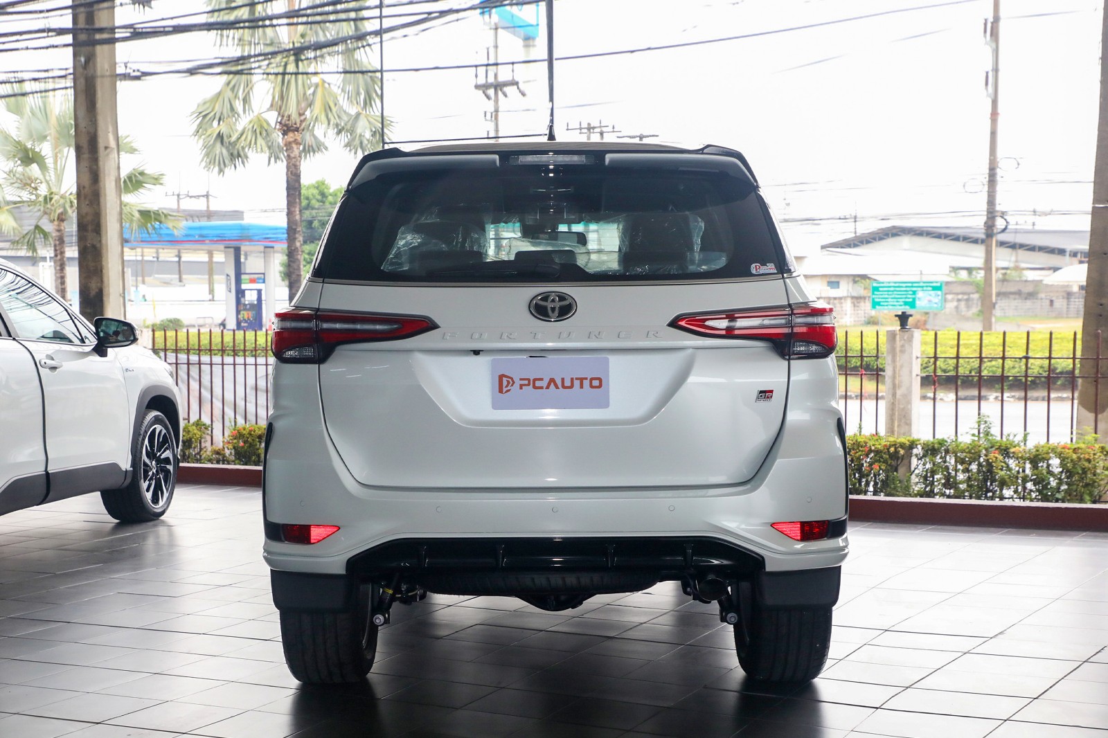 ลักษณะภายนอกของรถ Toyota Fortuner