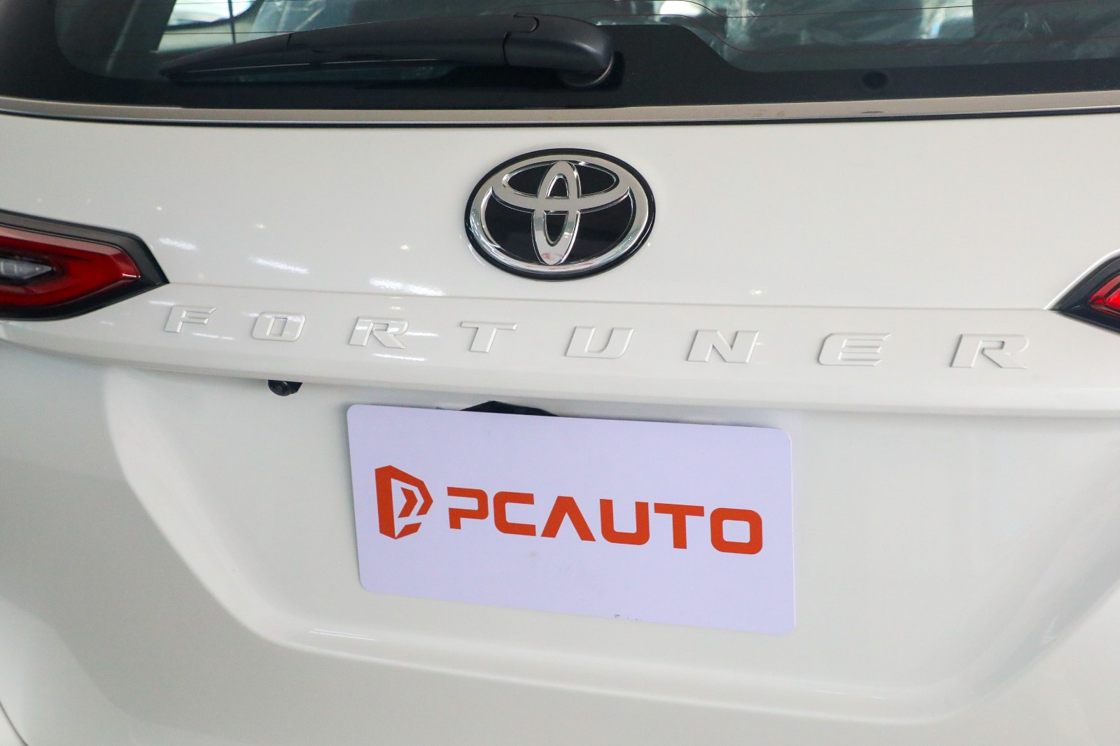 ท้ายรถ Toyota Fortuner