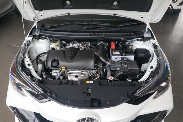 Toyota Yaris รายละเอียด