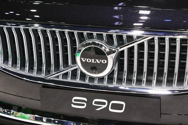 Volvo S90 งานแสดงรถยนต์