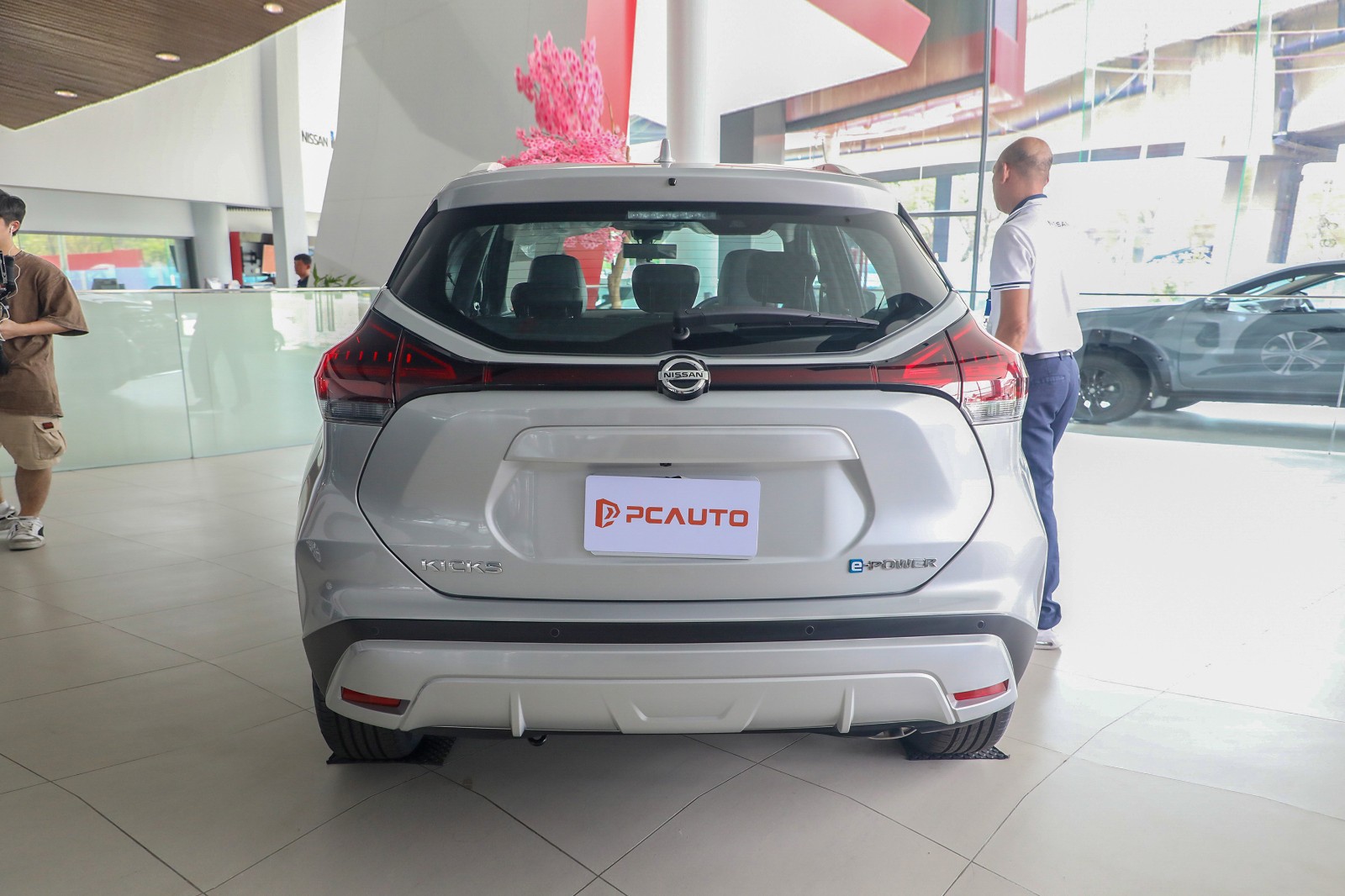 ลักษณะภายนอกของรถ Nissan Kicks e-POWER