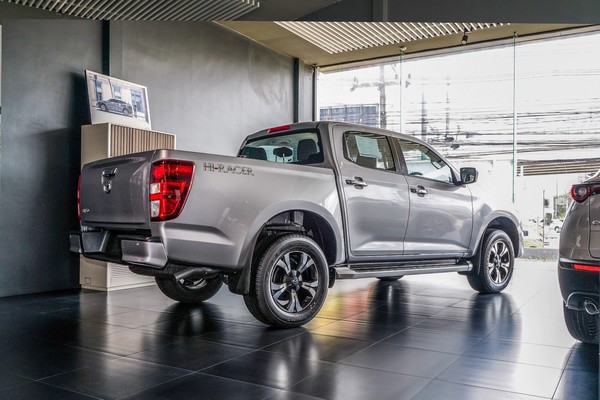 Mazda BT-50 ภายนอก