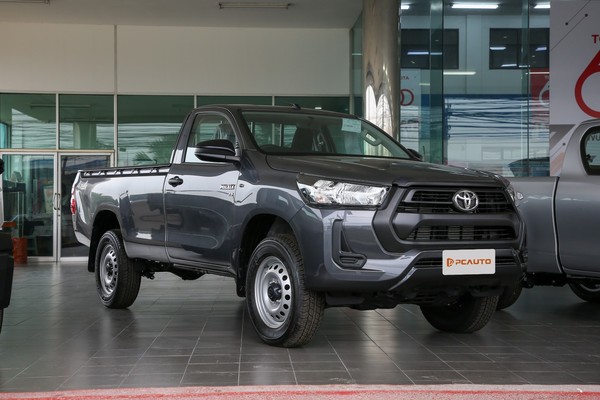 Toyota Hilux Revo ภายนอก