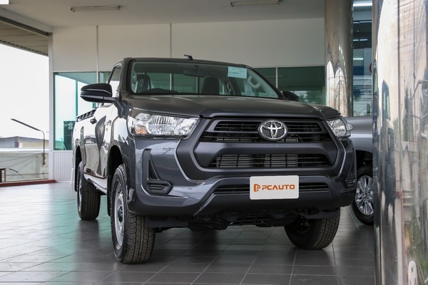 Toyota Hilux Revo ภายนอก