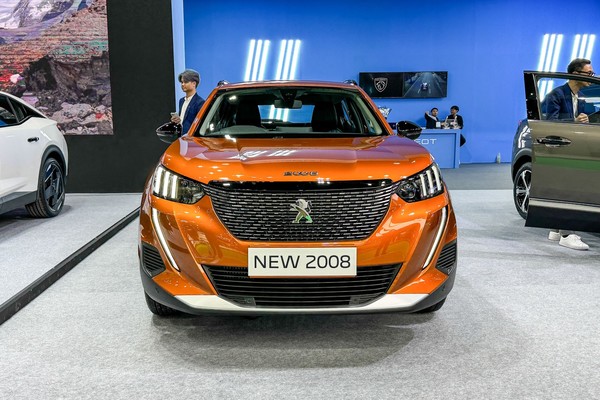 Peugeot 2008 งานแสดงรถยนต์