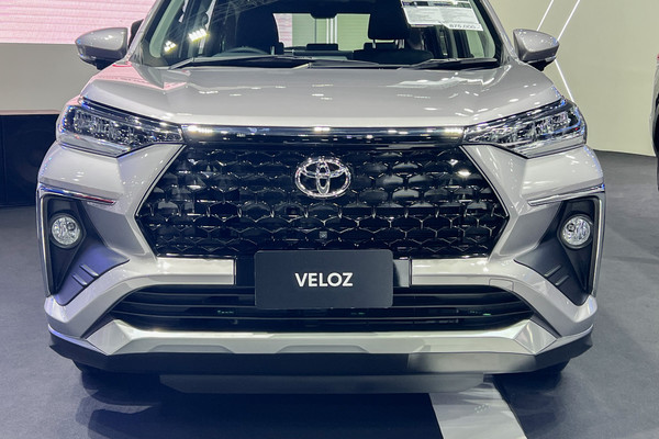 Toyota Veloz งานแสดงรถยนต์