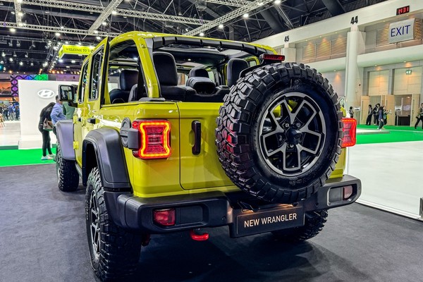 Jeep Wrangler Rubicon งานแสดงรถยนต์