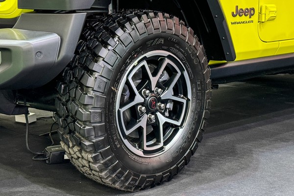 Jeep Wrangler Rubicon งานแสดงรถยนต์