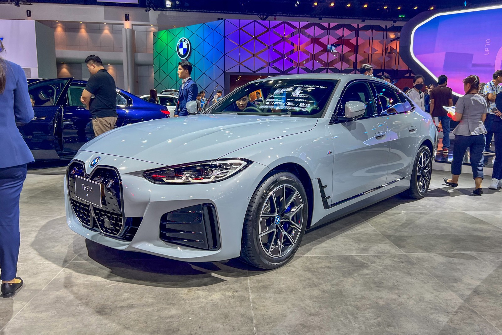 รูป BMW i4 eDrive40 M Sport 2022