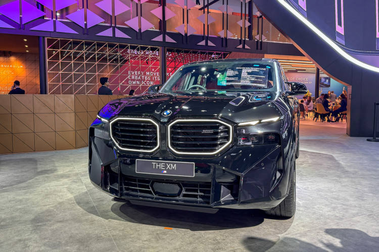 รีวิว BMW XM