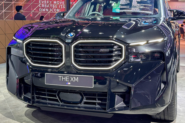 BMW XM งานแสดงรถยนต์