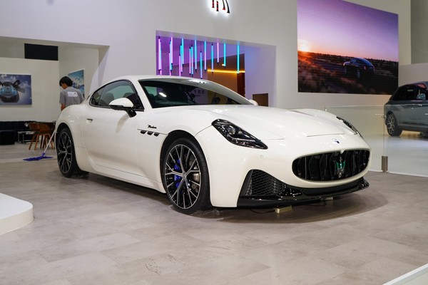 Maserati GranTurismo งานแสดงรถยนต์