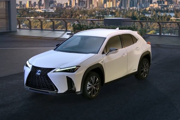 Lexus UX อย่างเป็นทางการ