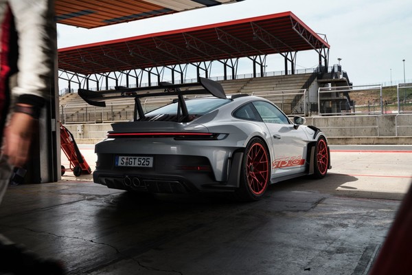 Porsche 911 อย่างเป็นทางการ