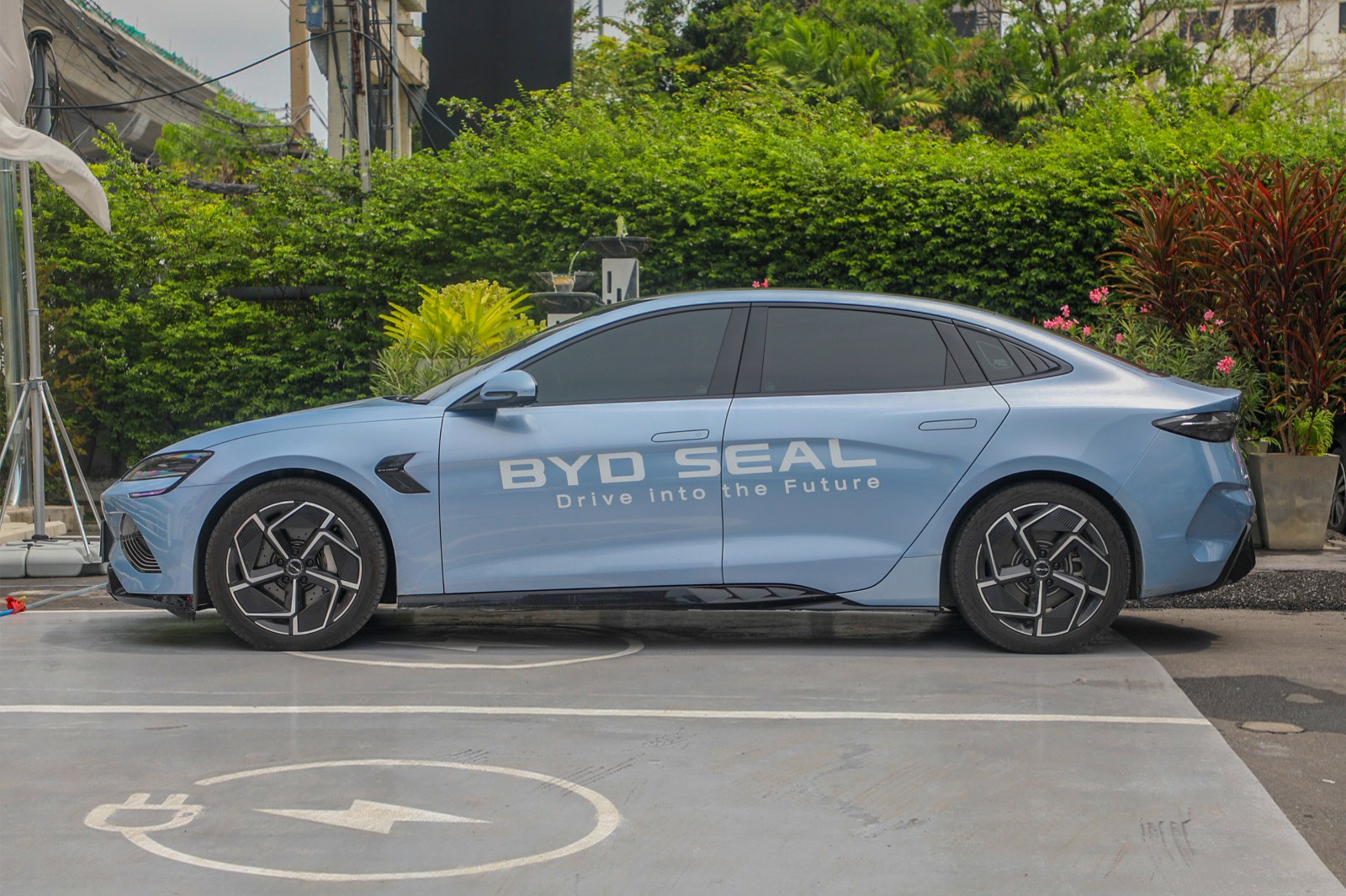 ลักษณะภายนอกของรถ BYD Seal