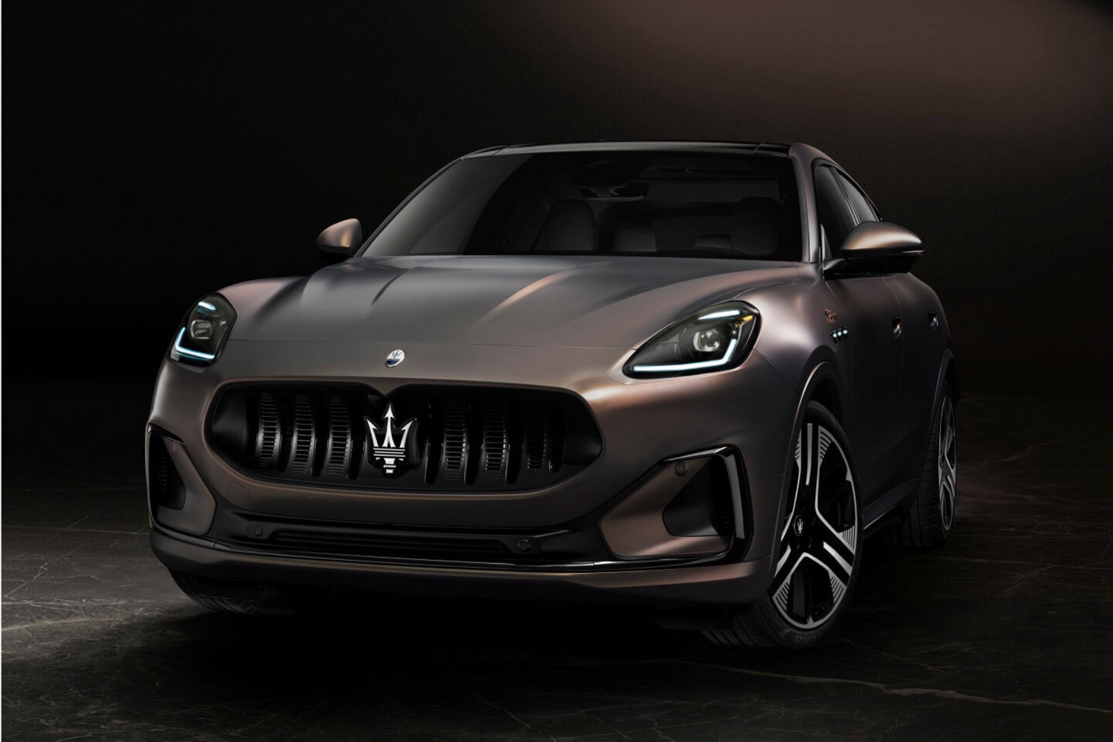 รูป Maserati Grecale Folgore EV 2024