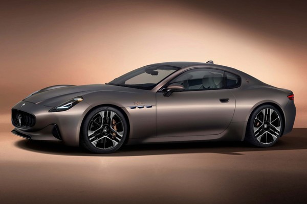 Maserati GranTurismo อย่างเป็นทางการ