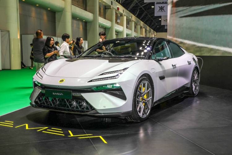 รีวิว Lotus EMEYA R 2024