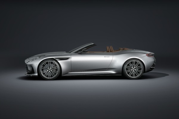 Aston Martin DB12 Volante อย่างเป็นทางการ