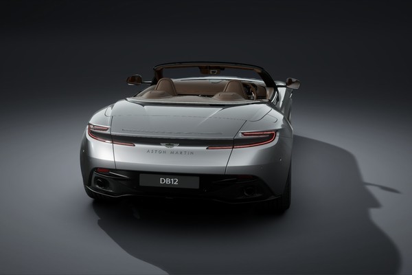 Aston Martin DB12 Volante อย่างเป็นทางการ