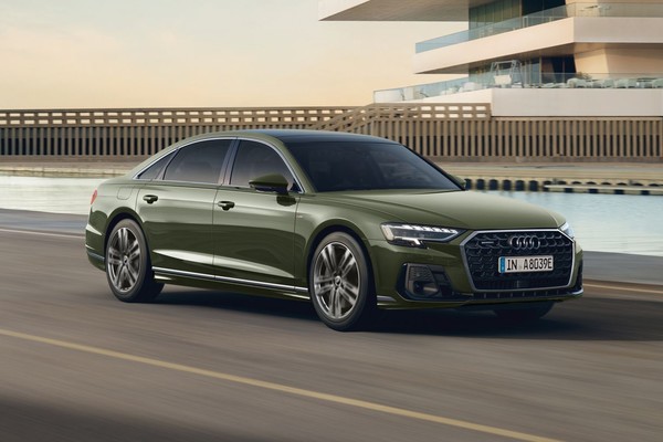 Audi A8 L อย่างเป็นทางการ