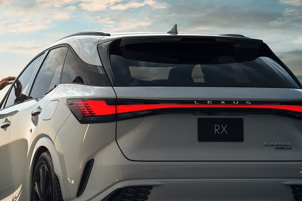 Lexus RX อย่างเป็นทางการ