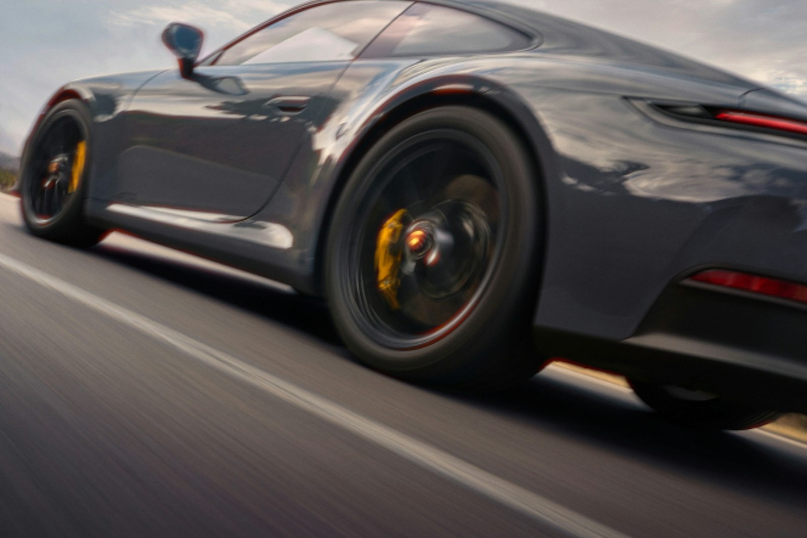 รูป 2024 Porsche 911 Carrera