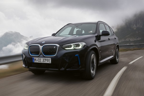 BMW iX3 อย่างเป็นทางการ