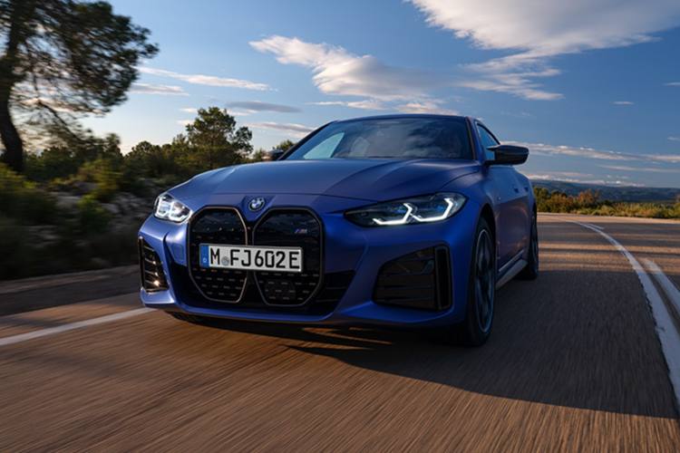 รีวิว BMW i4 2023